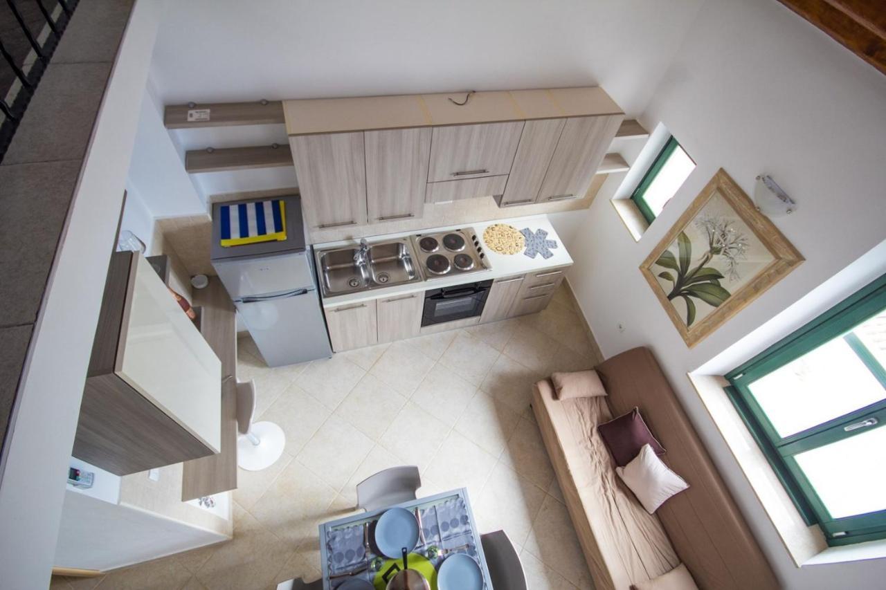 Apartments Umag Center, Seafront With Terrace In Umag Exterior foto